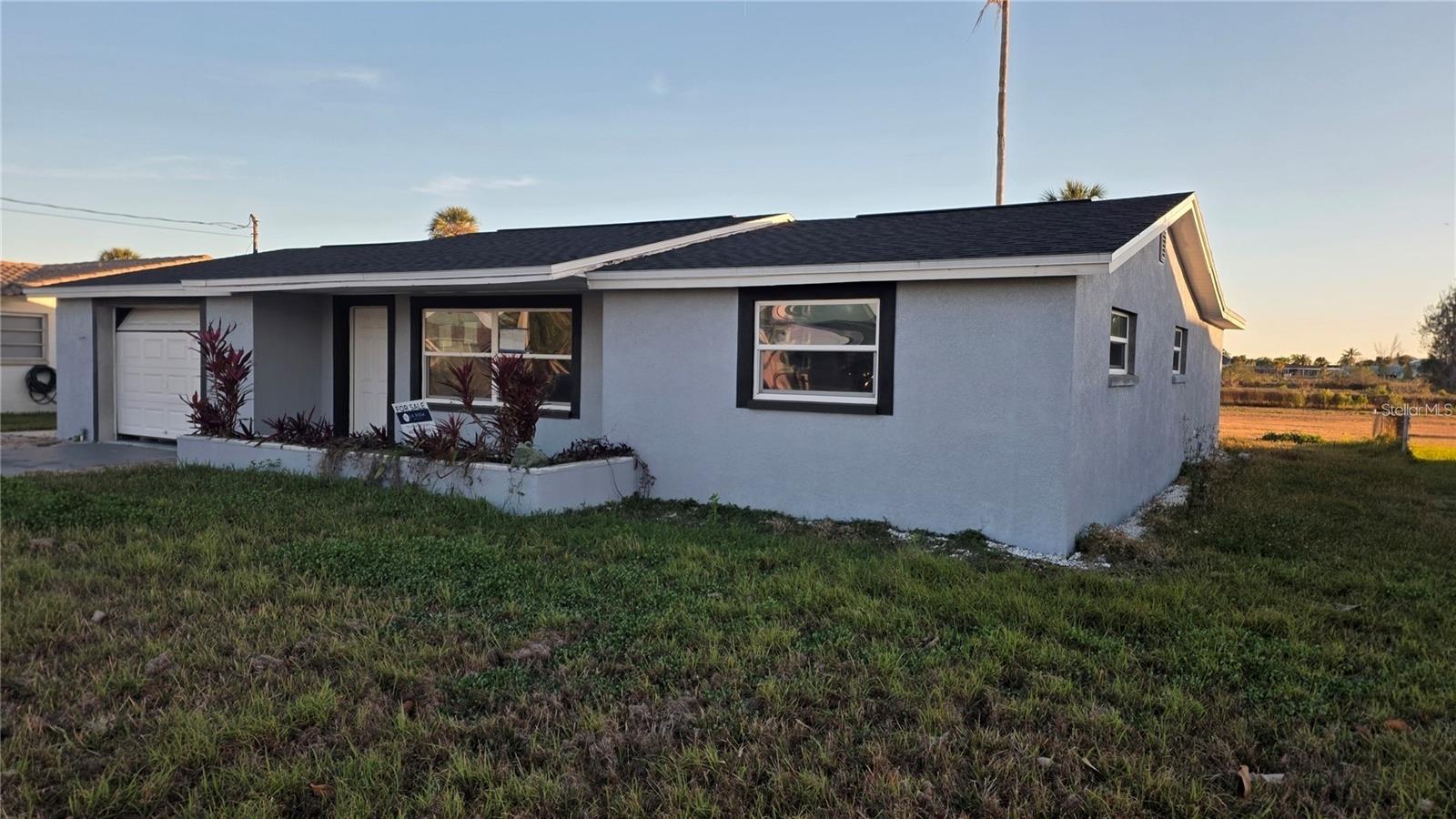4020 HEADSAIL DR — photo 24