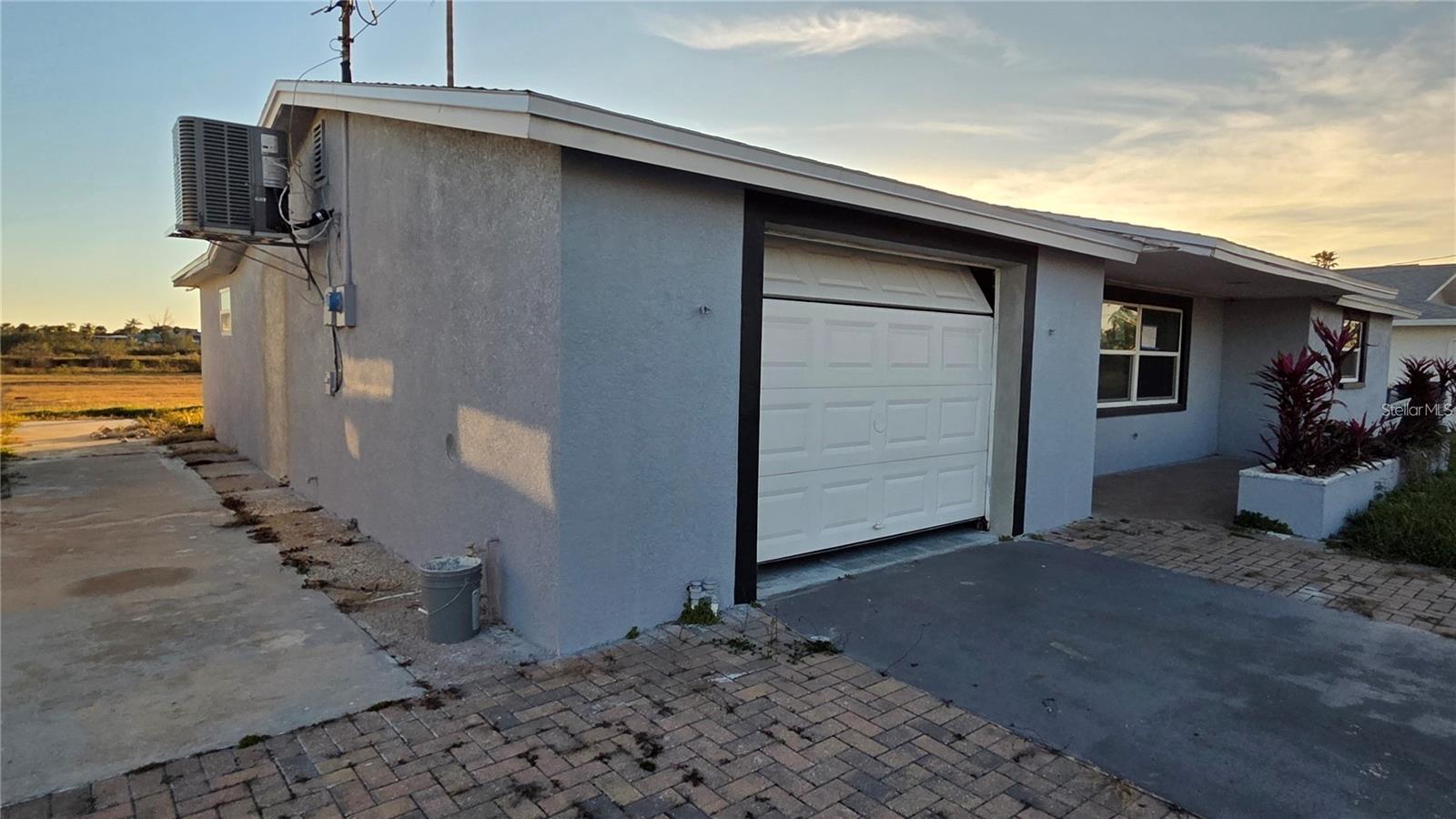 4020 HEADSAIL DR — photo 23