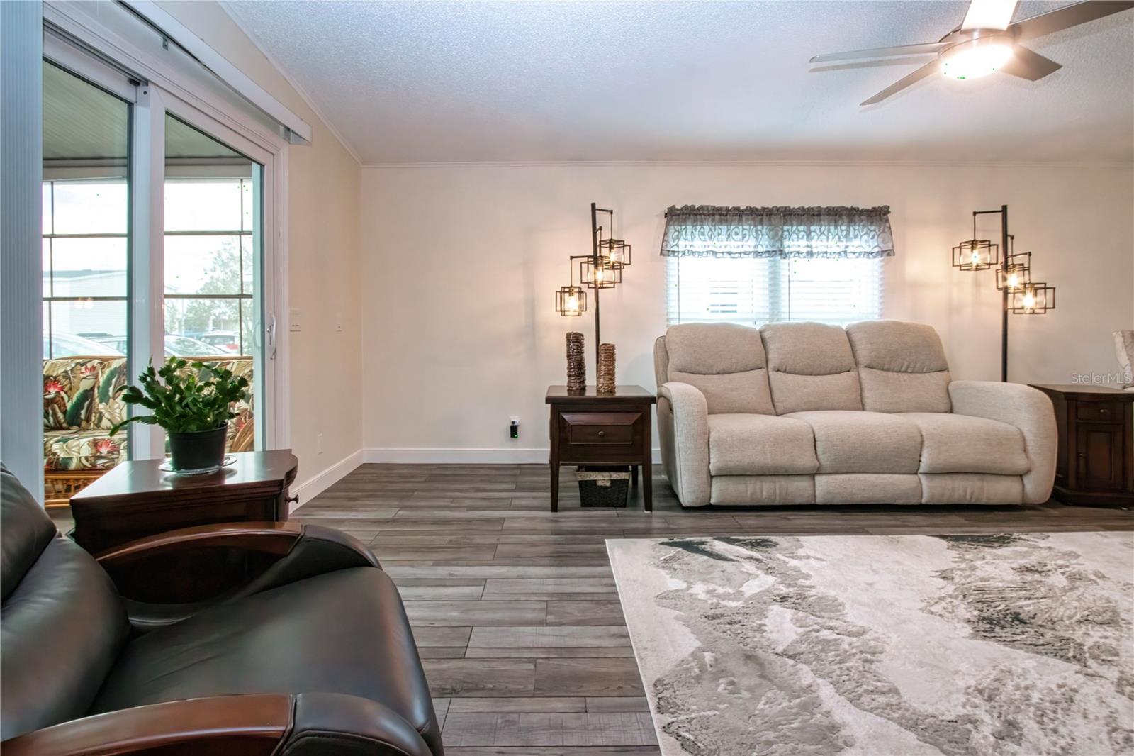 363 CAPTAINS CT — photo 10