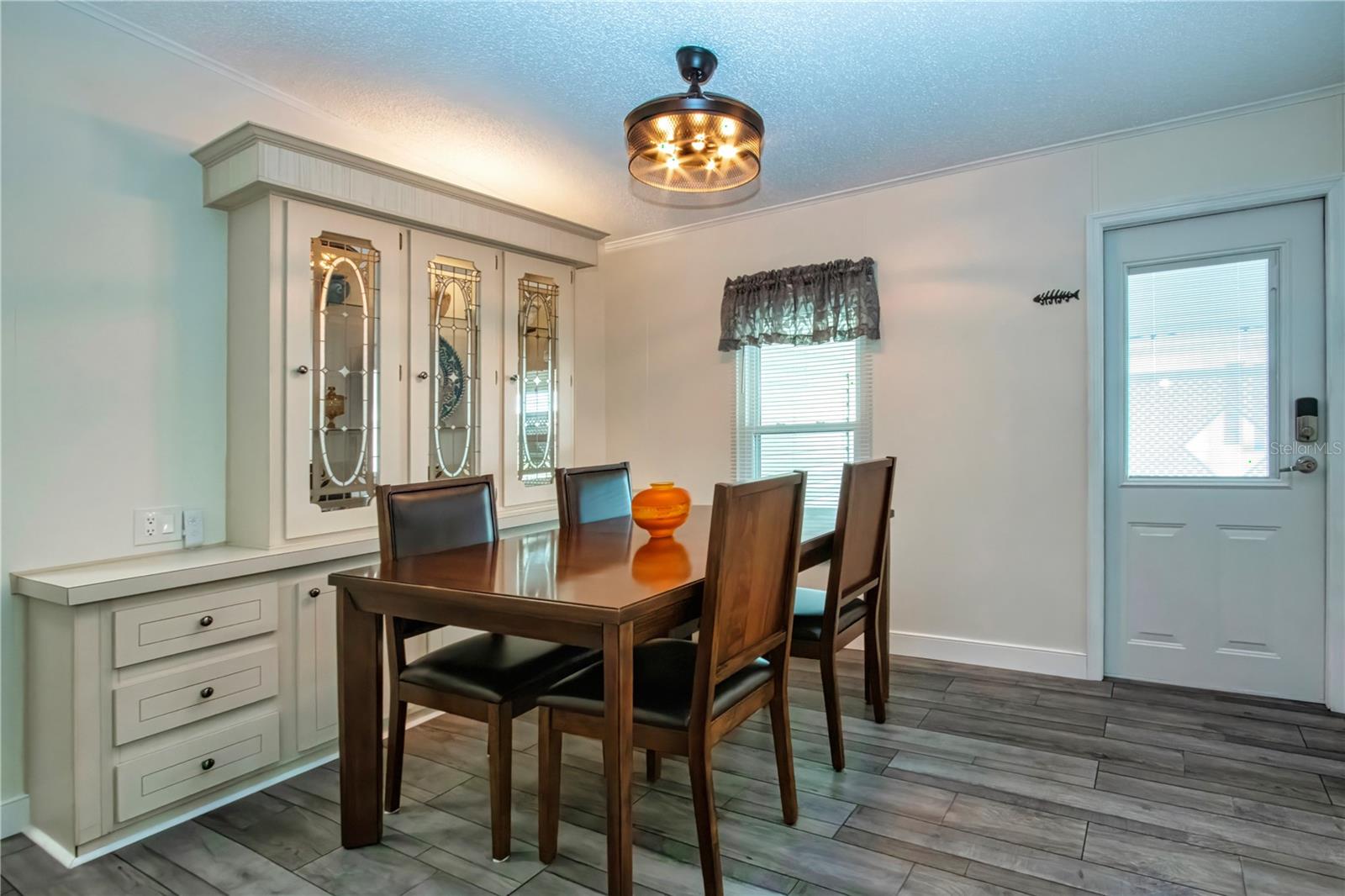 363 CAPTAINS CT — photo 4