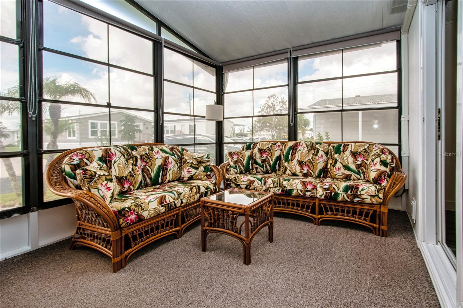 363 CAPTAINS CT — photo 11