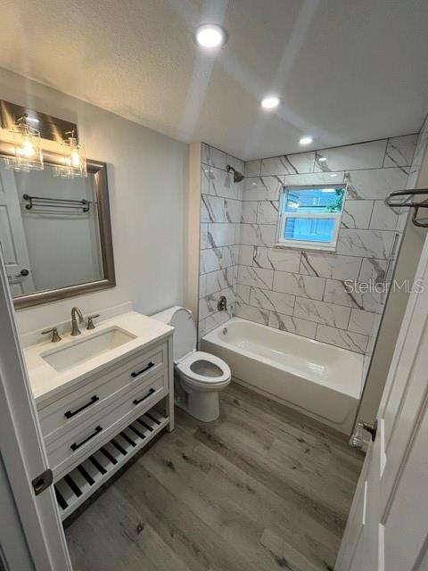 1574 EWING AVE — photo 17
