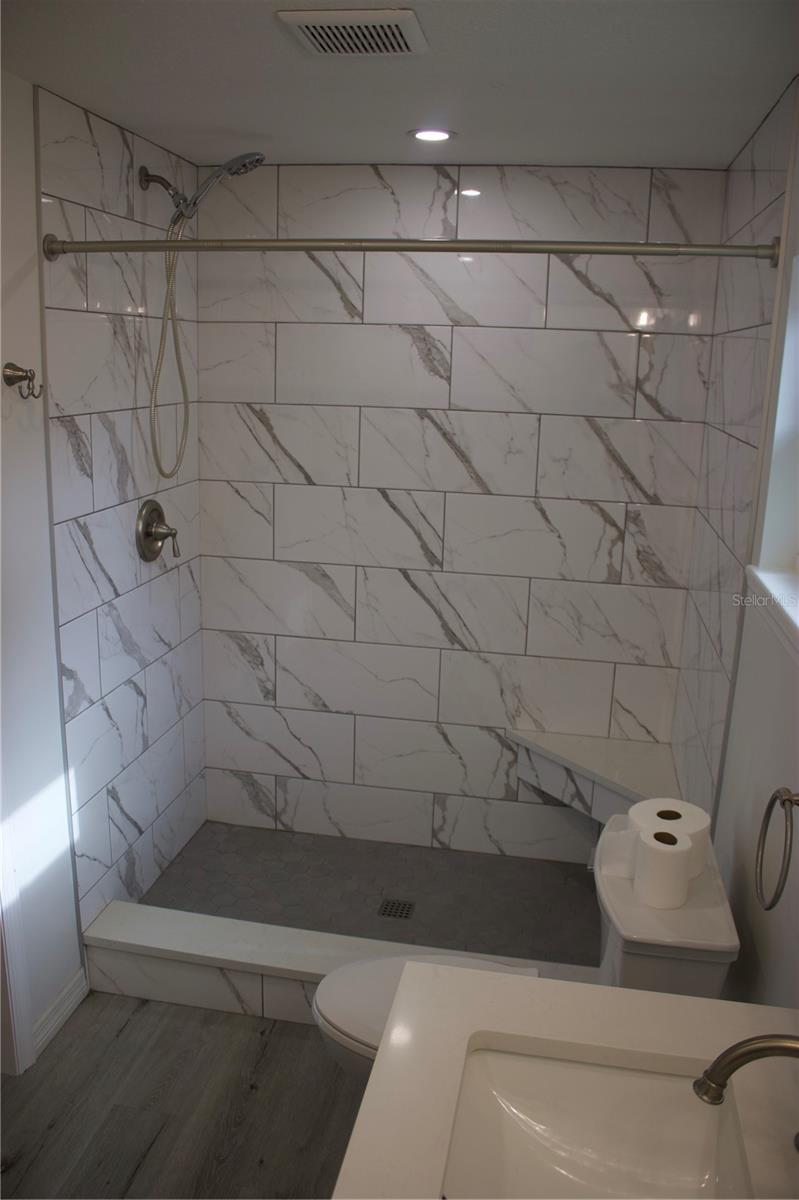 1574 EWING AVE — photo 16