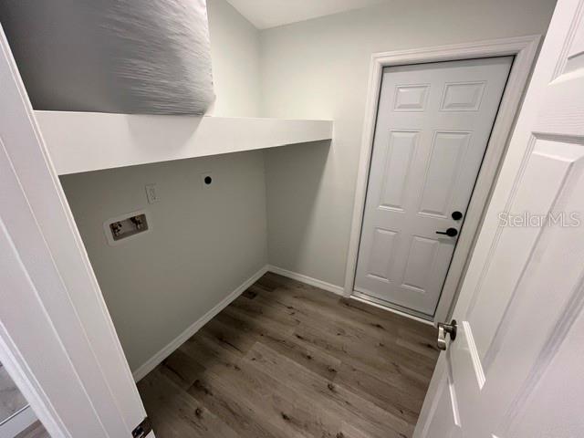 1574 EWING AVE — photo 19