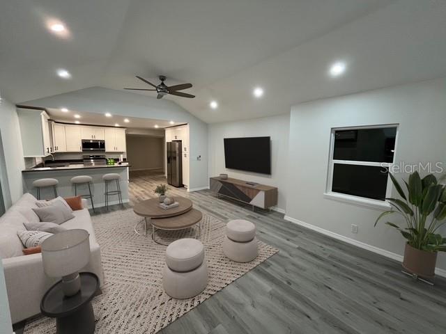 1574 EWING AVE — photo 9