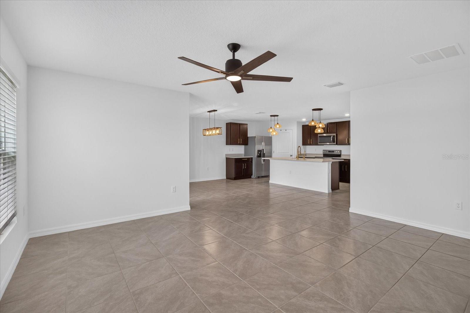 3084 LIVING CORAL ST — photo 5