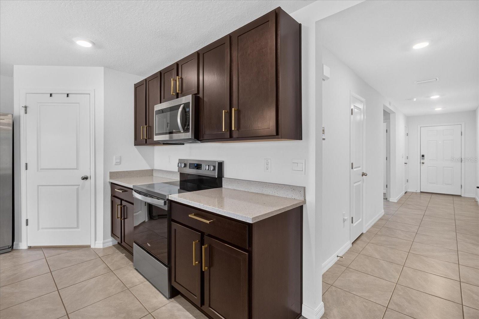 3084 LIVING CORAL ST — photo 10