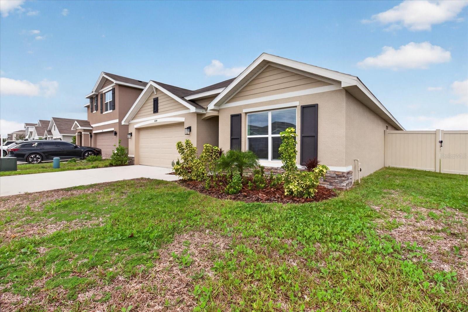 3084 LIVING CORAL ST — photo 37
