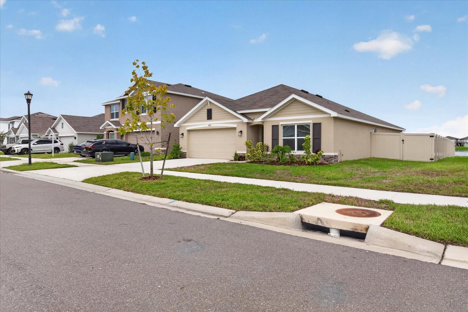 3084 LIVING CORAL ST — photo 38