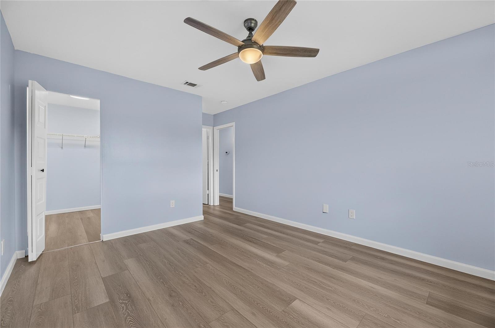 110 GLOUCESTER BLVD #346 — photo 22