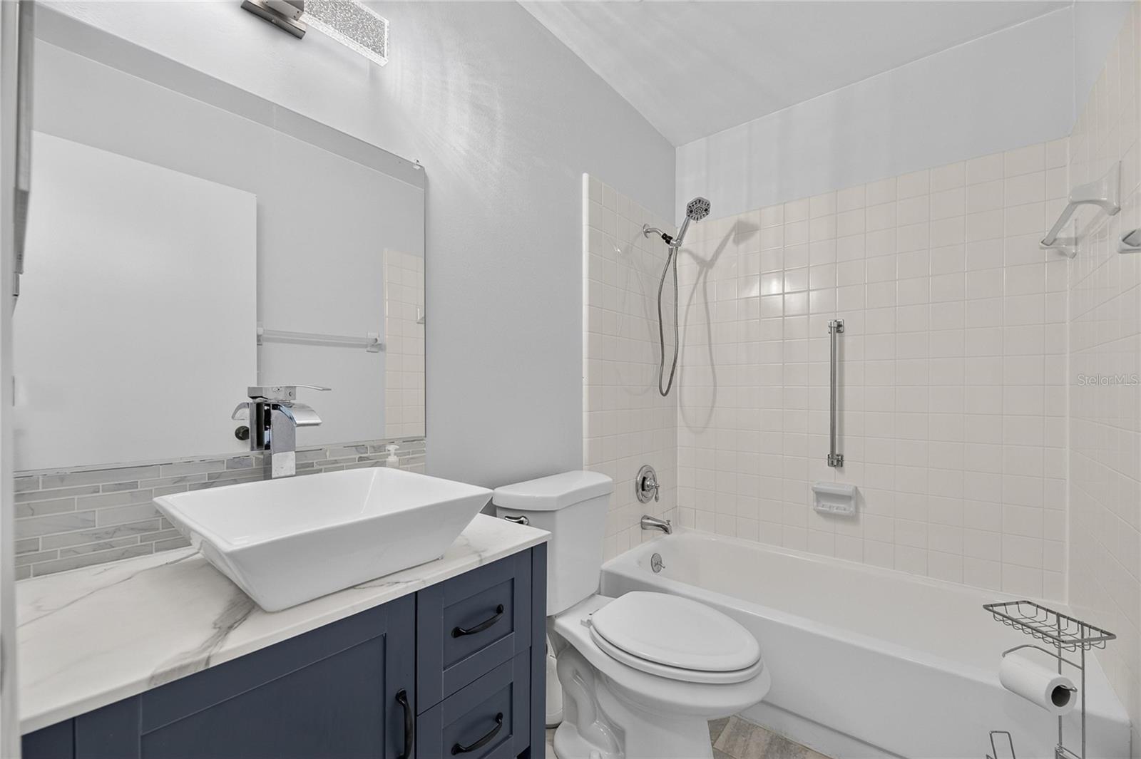 110 GLOUCESTER BLVD #346 — photo 29