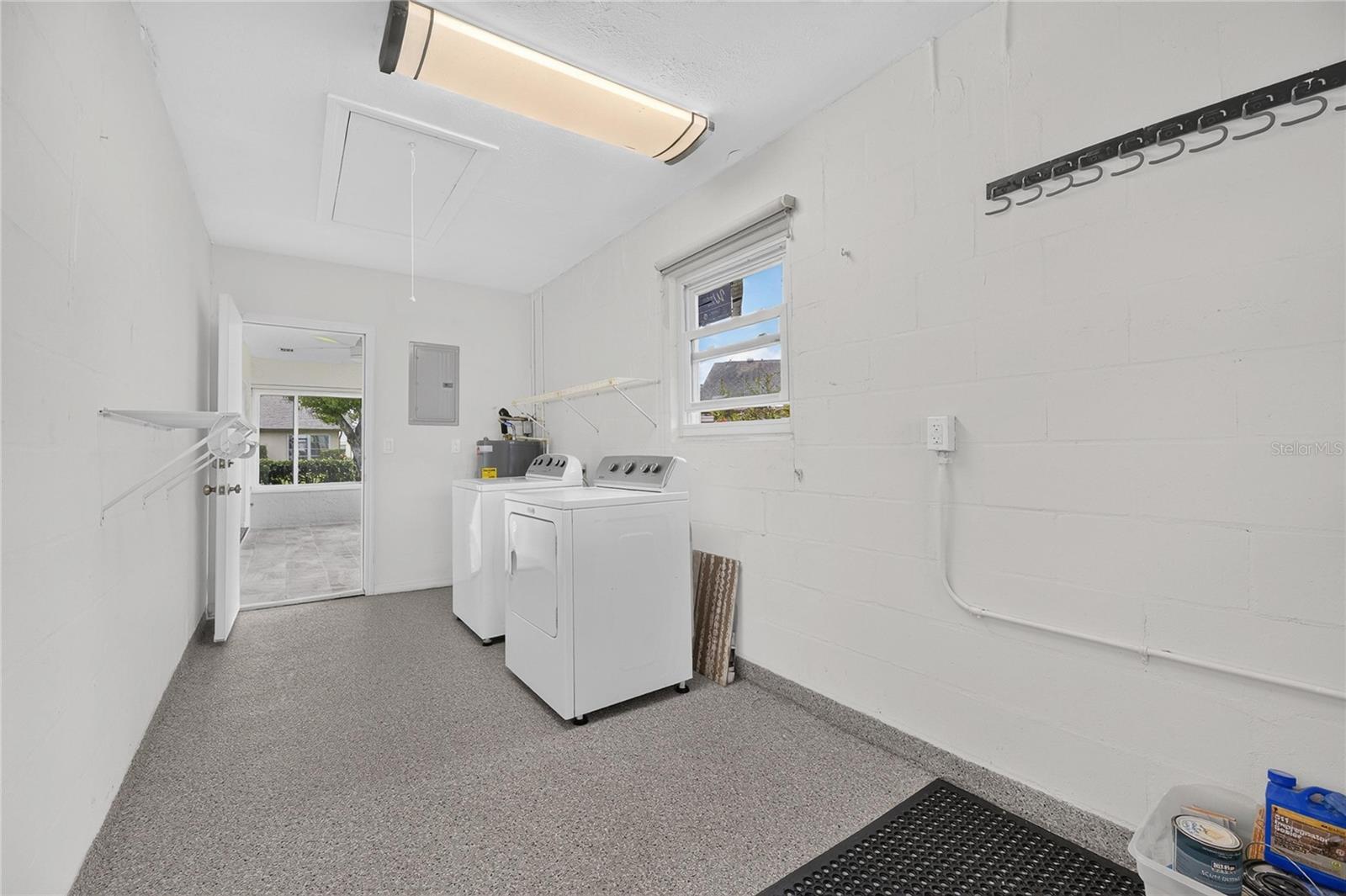 110 GLOUCESTER BLVD #346 — photo 32