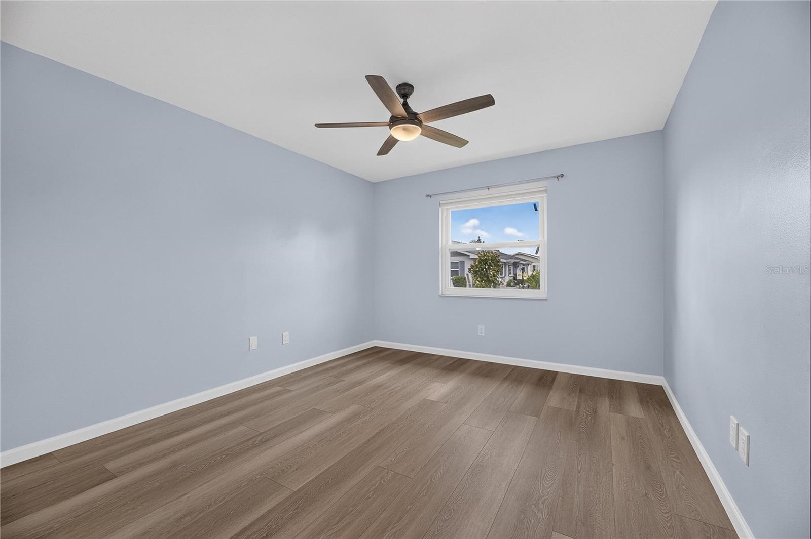 110 GLOUCESTER BLVD #346 — photo 20