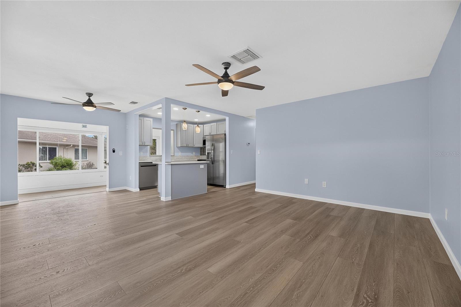 110 GLOUCESTER BLVD #346 — photo 13