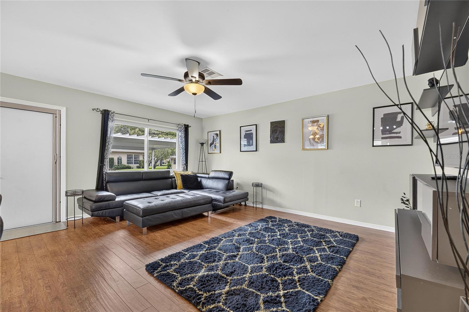 112 GLOUCESTER BLVD #345 — photo 7