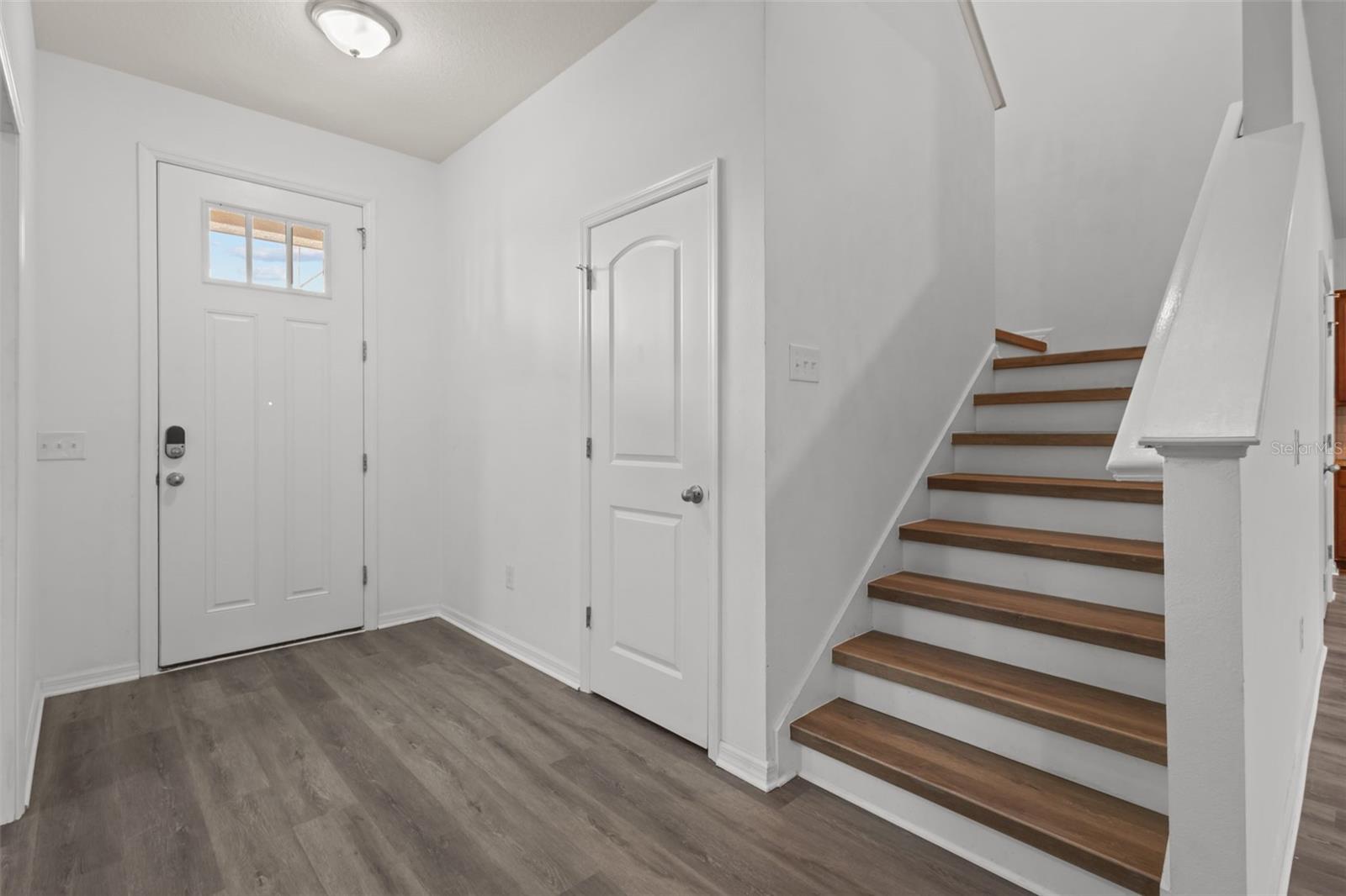 12124 LAKE BLVD — photo 2