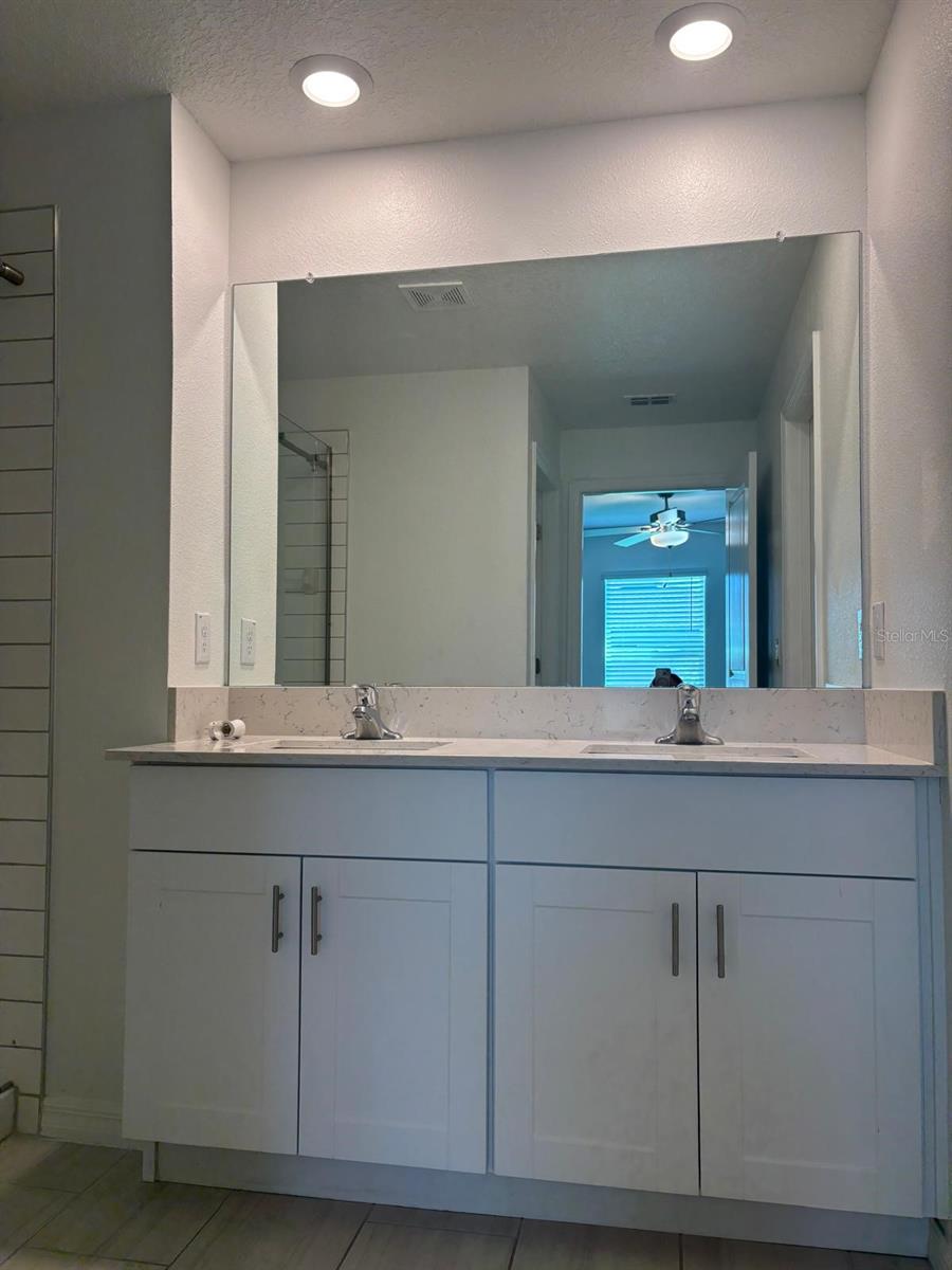 22481 STORYBOOK CABIN WAY — photo 11
