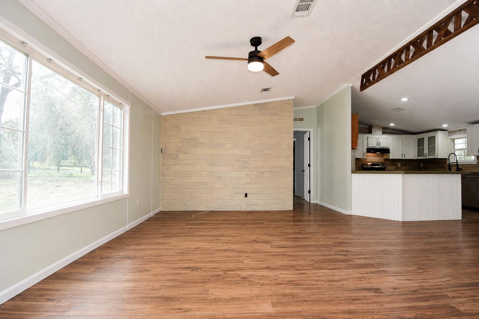 17438 LAWLESS RD — photo 9