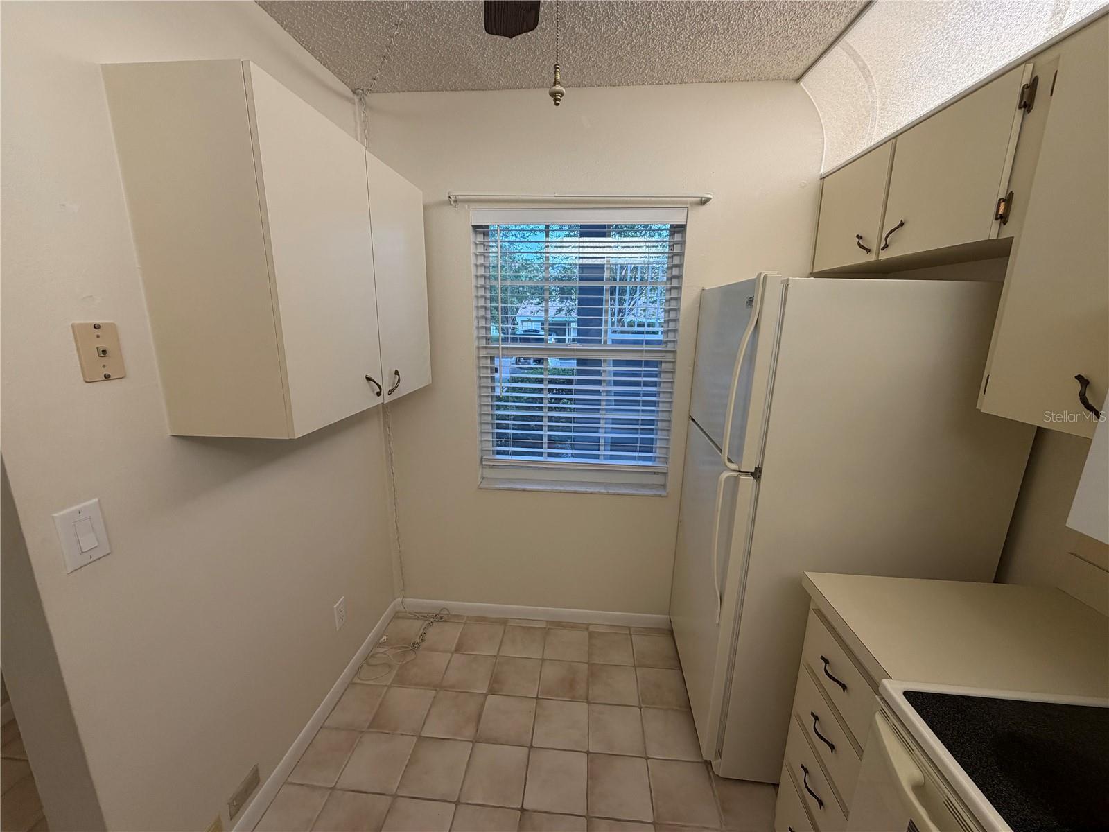 1465 MILLSTREAM LN #104 — photo 22