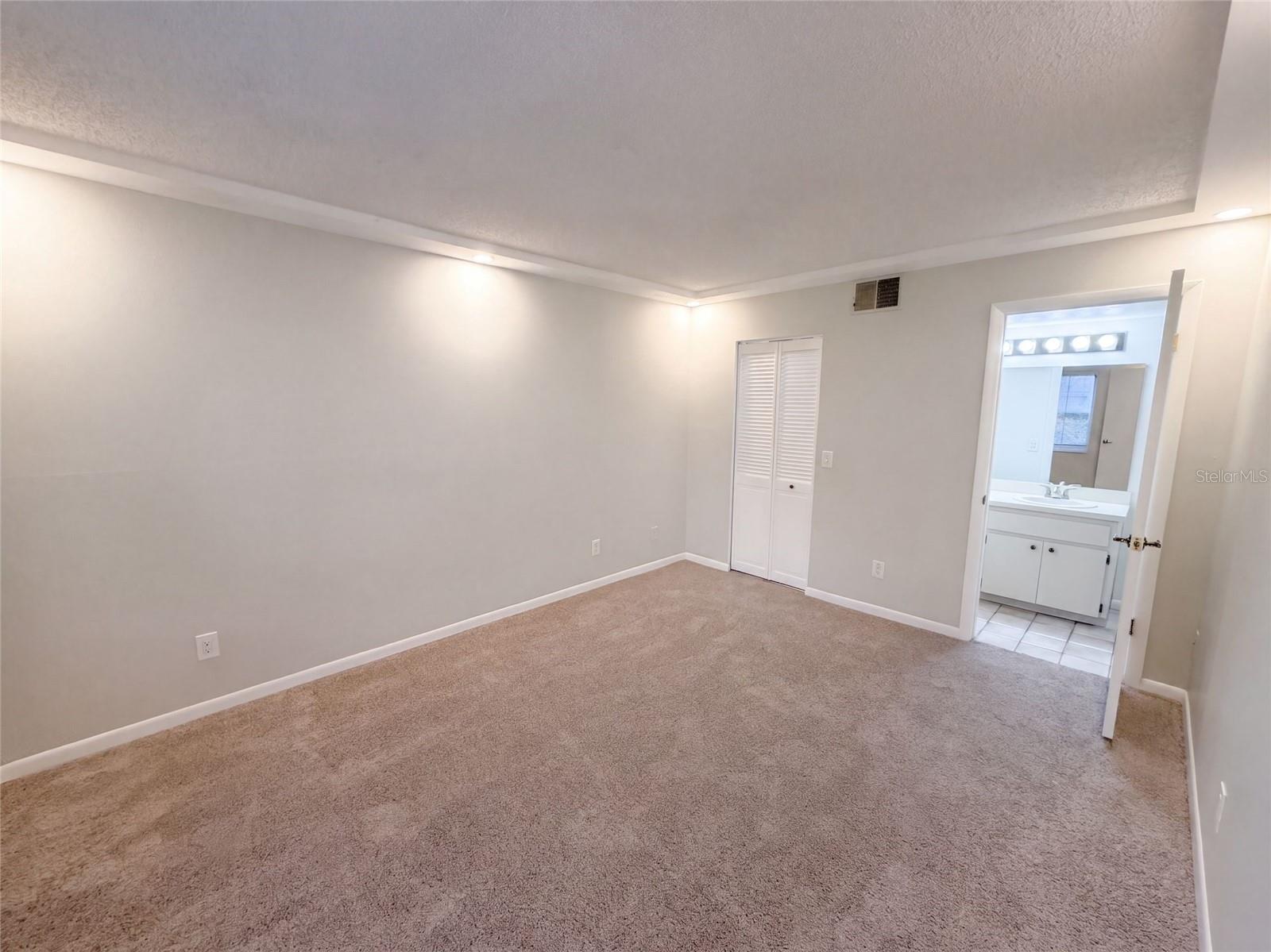 1465 MILLSTREAM LN #104 — photo 10