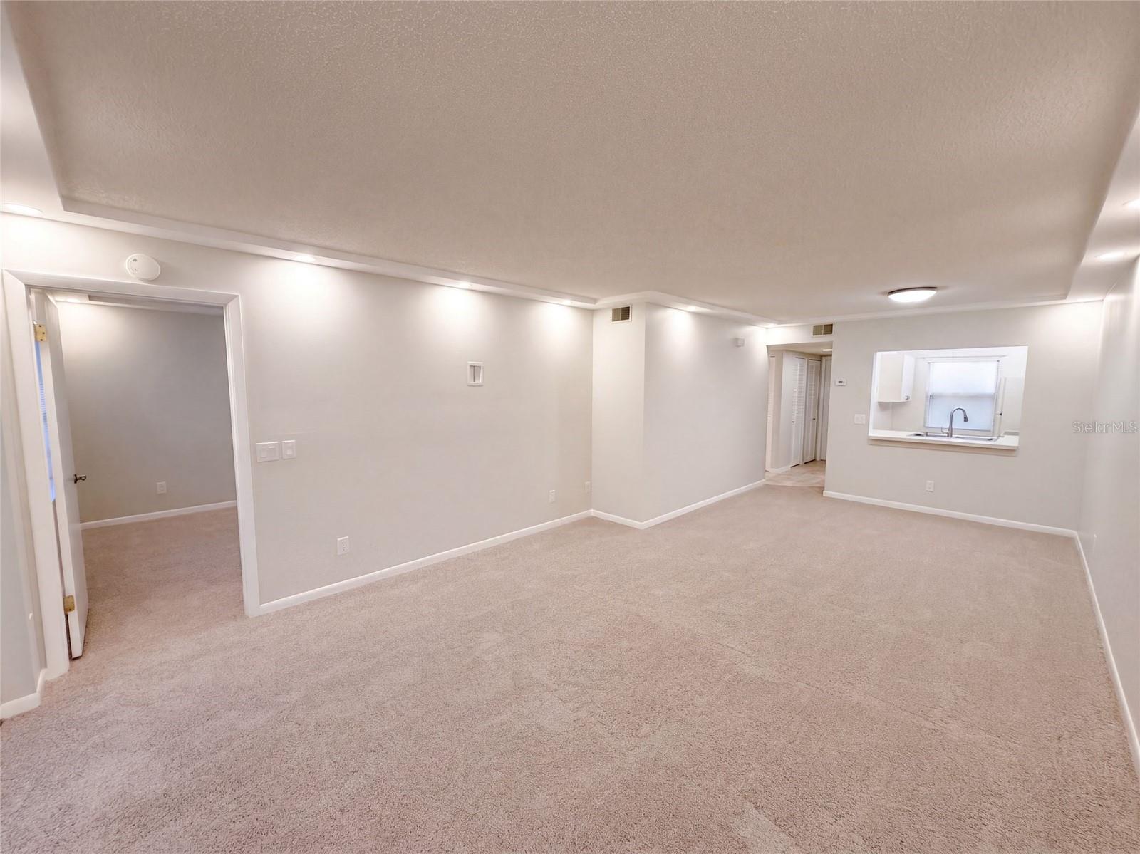 1465 MILLSTREAM LN #104 — photo 23