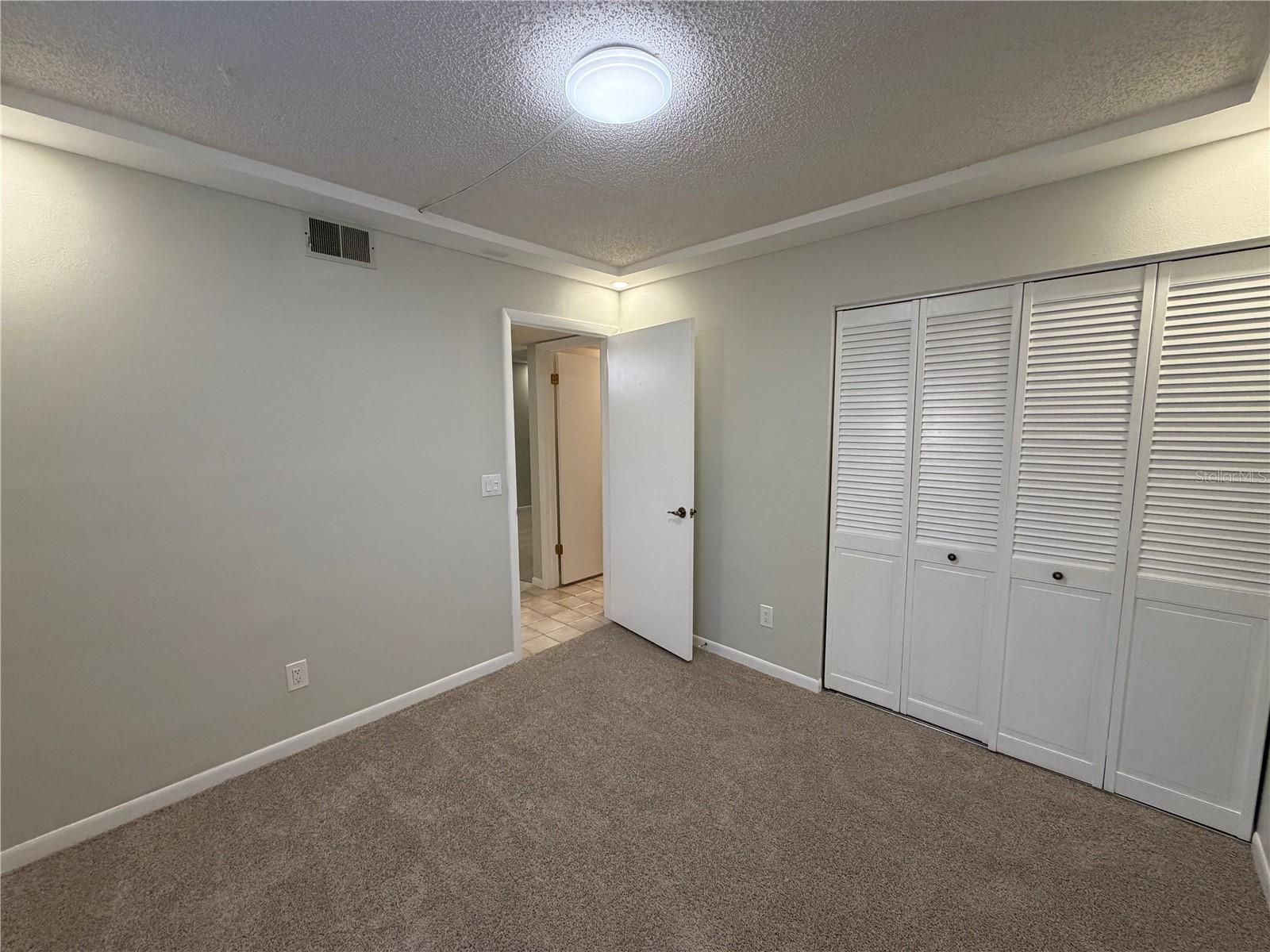 1465 MILLSTREAM LN #104 — photo 4