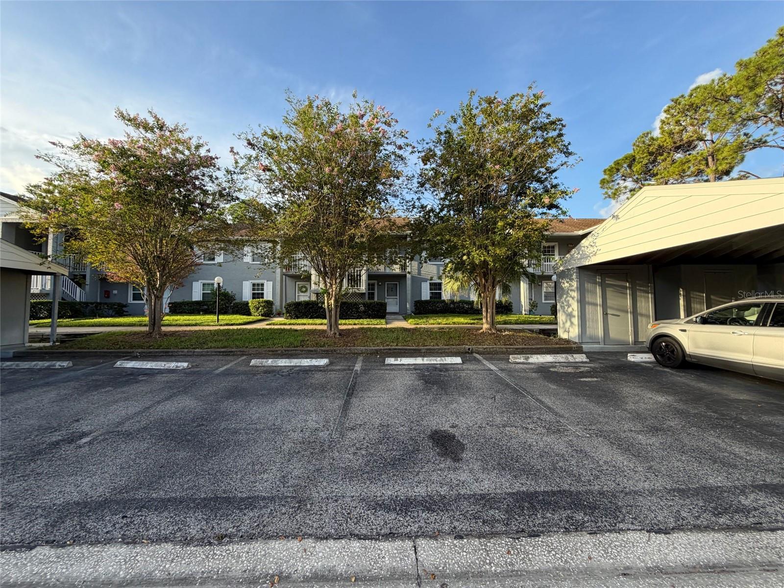 1465 MILLSTREAM LN #104 — photo 34