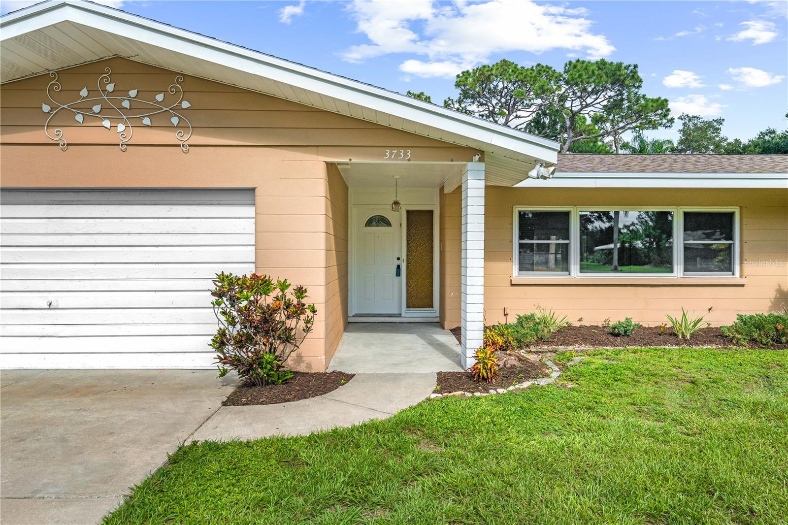 3733 MALEC CIR — photo 5