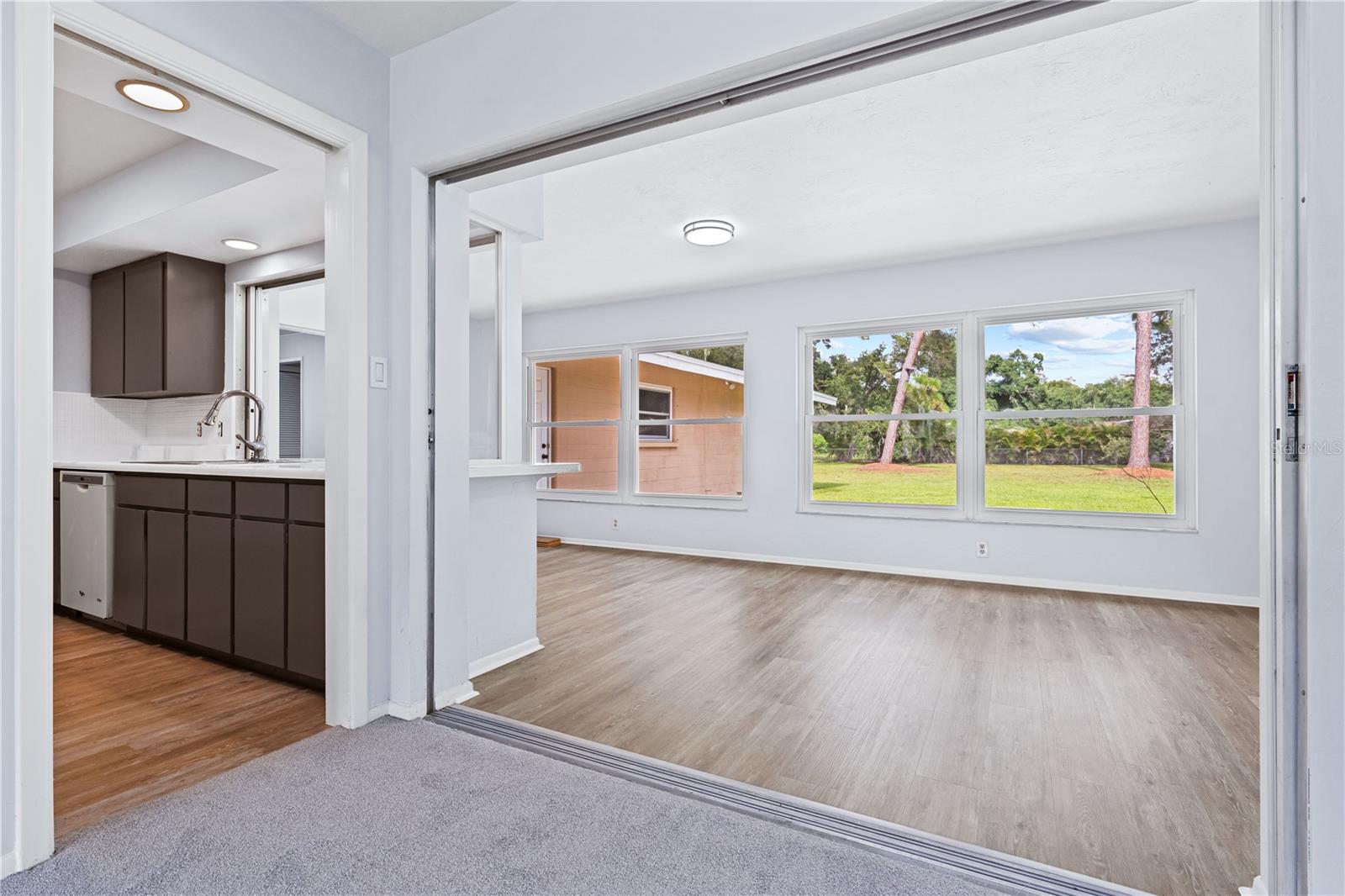 3733 MALEC CIR — photo 12