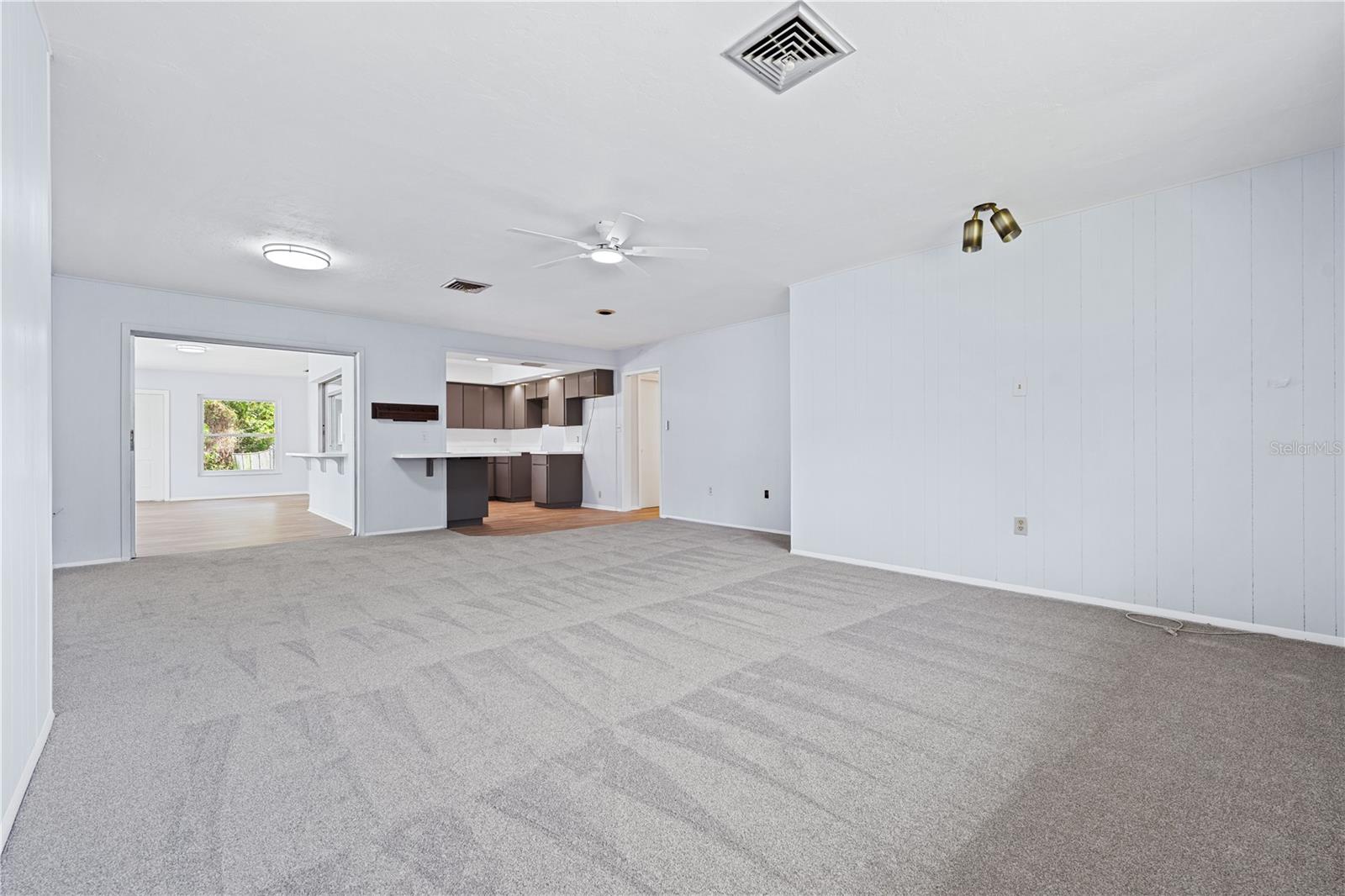 3733 MALEC CIR — photo 23