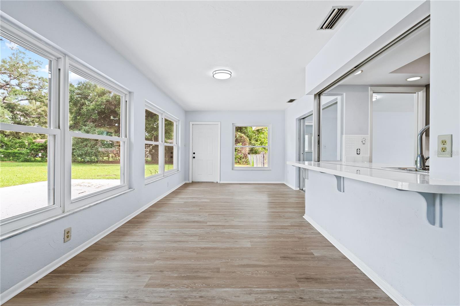 3733 MALEC CIR — photo 14