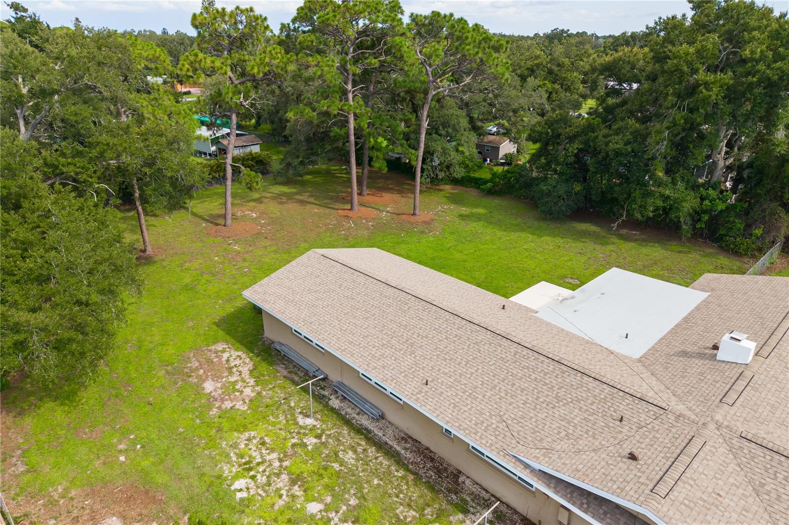 3733 MALEC CIR — photo 52