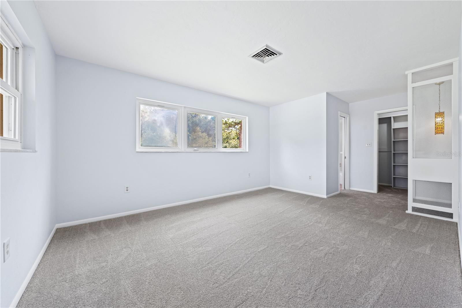 3733 MALEC CIR — photo 24