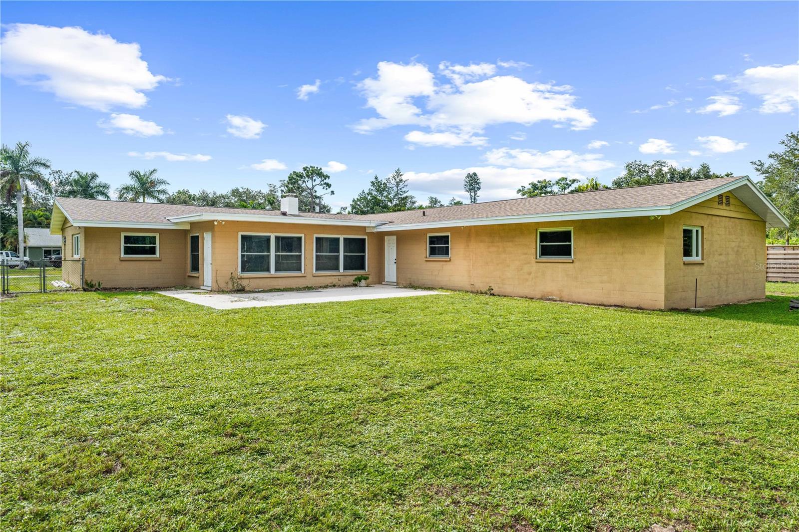 3733 MALEC CIR — photo 42