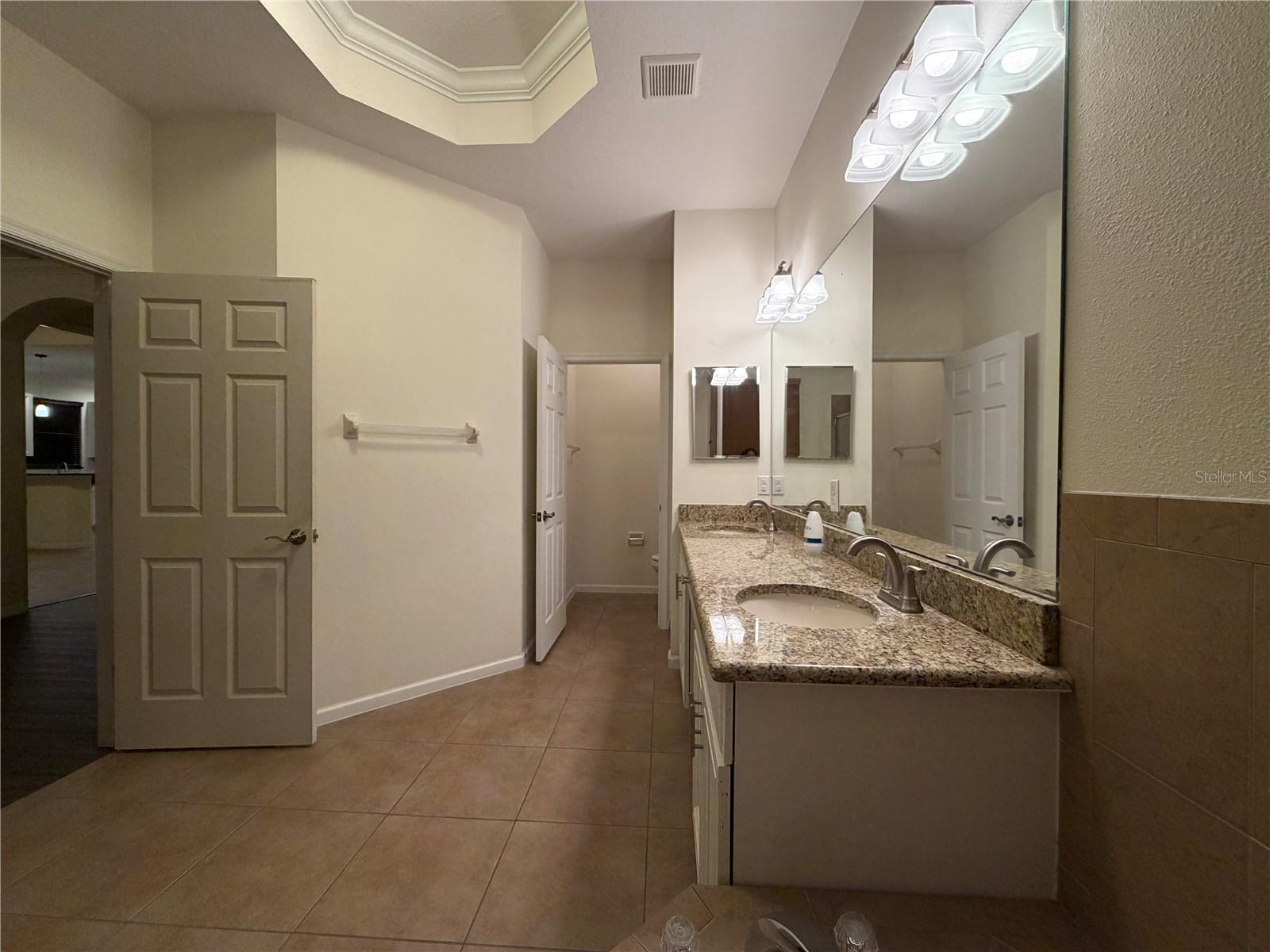 19314 RED SKY CT — photo 16