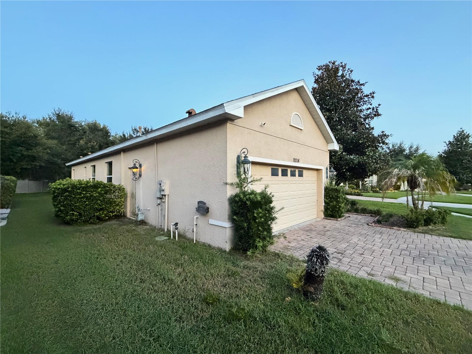 19314 RED SKY CT — photo 24