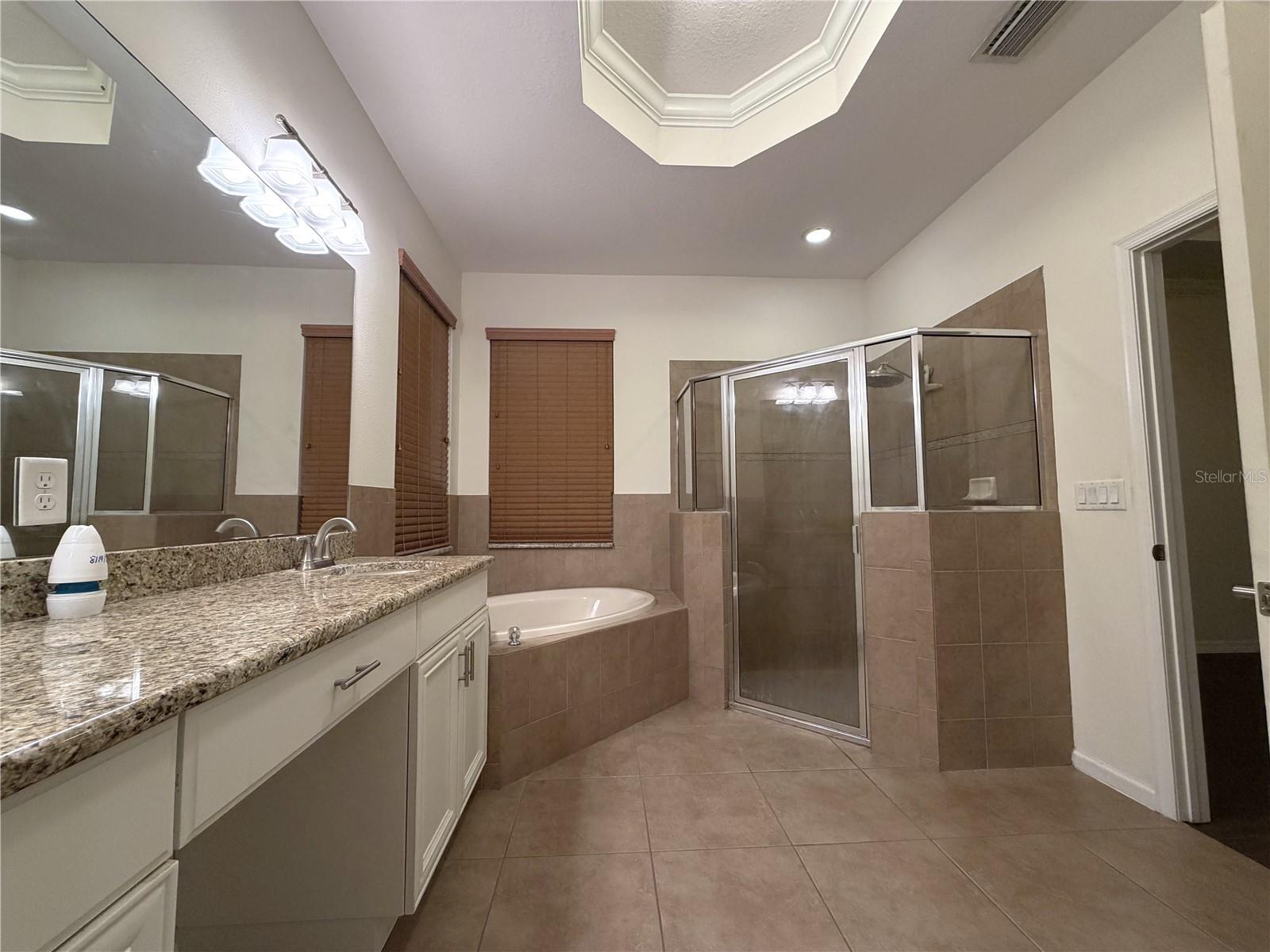 19314 RED SKY CT — photo 17
