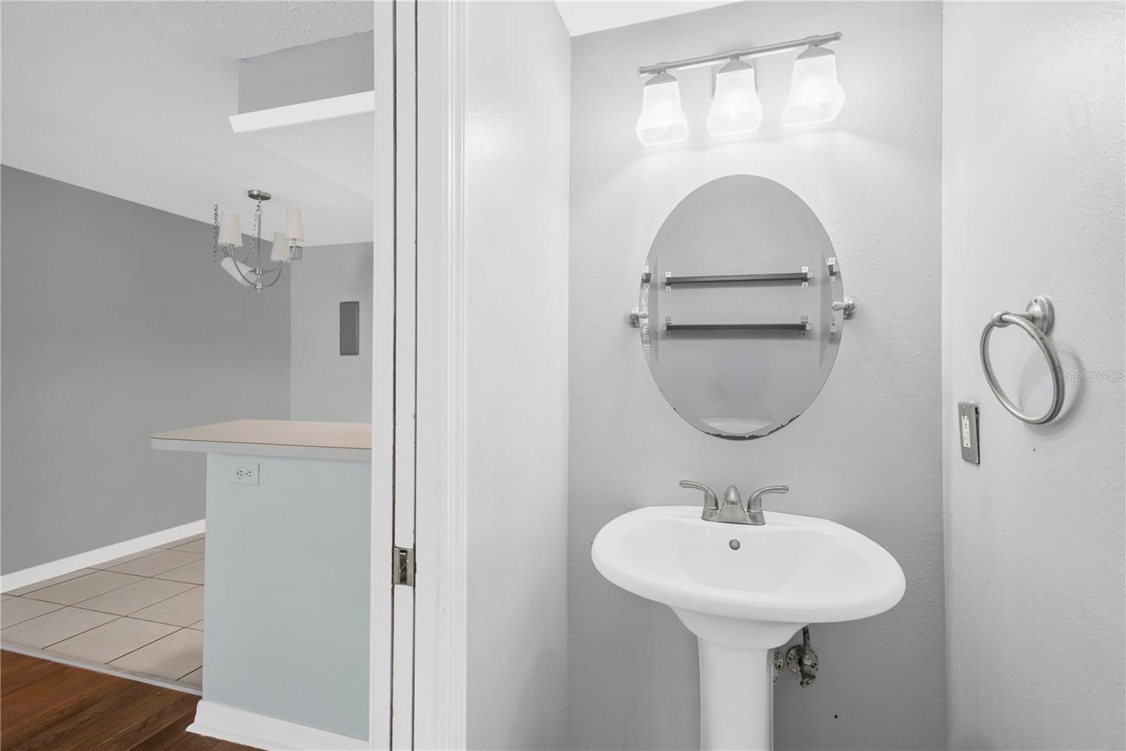 609 SAINT HENRY DR — photo 7