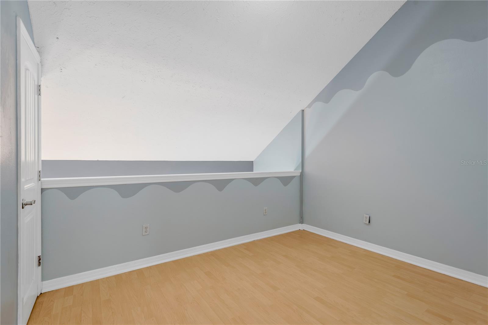 609 SAINT HENRY DR — photo 16