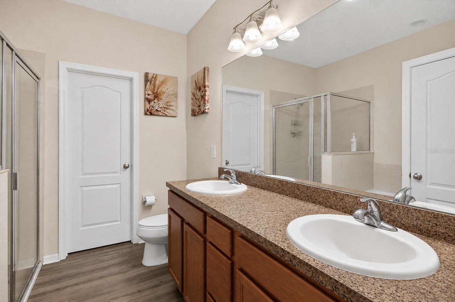 2169 BROADWAY VIEW AVE — photo 10