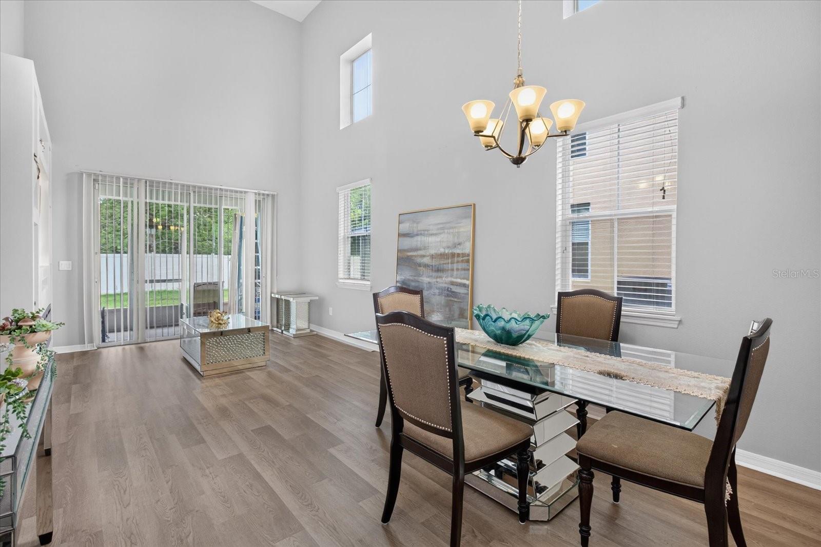 2169 BROADWAY VIEW AVE — photo 6