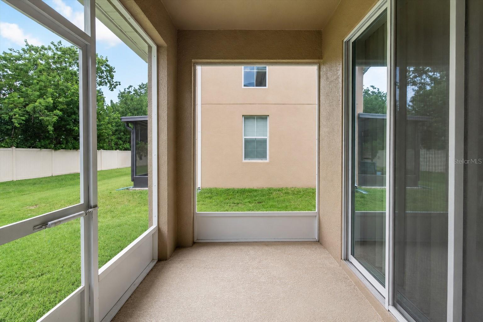 2169 BROADWAY VIEW AVE — photo 15