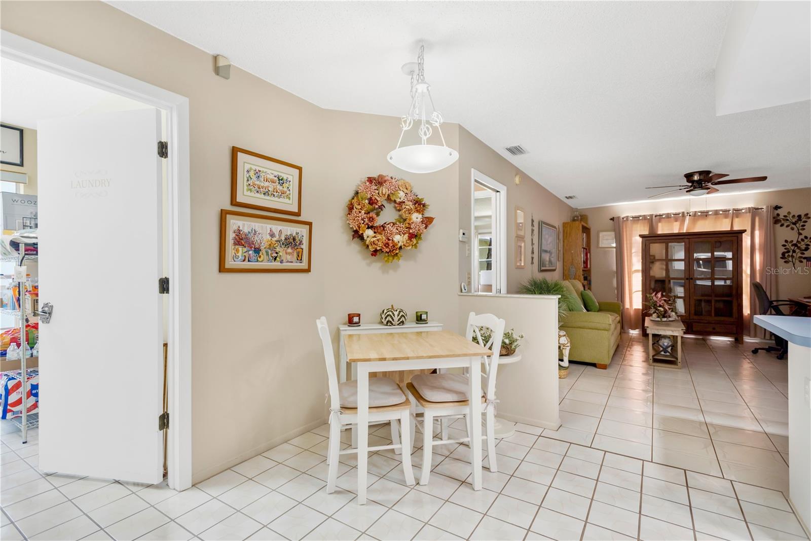 10811 PEPPERTREE LN — photo 7