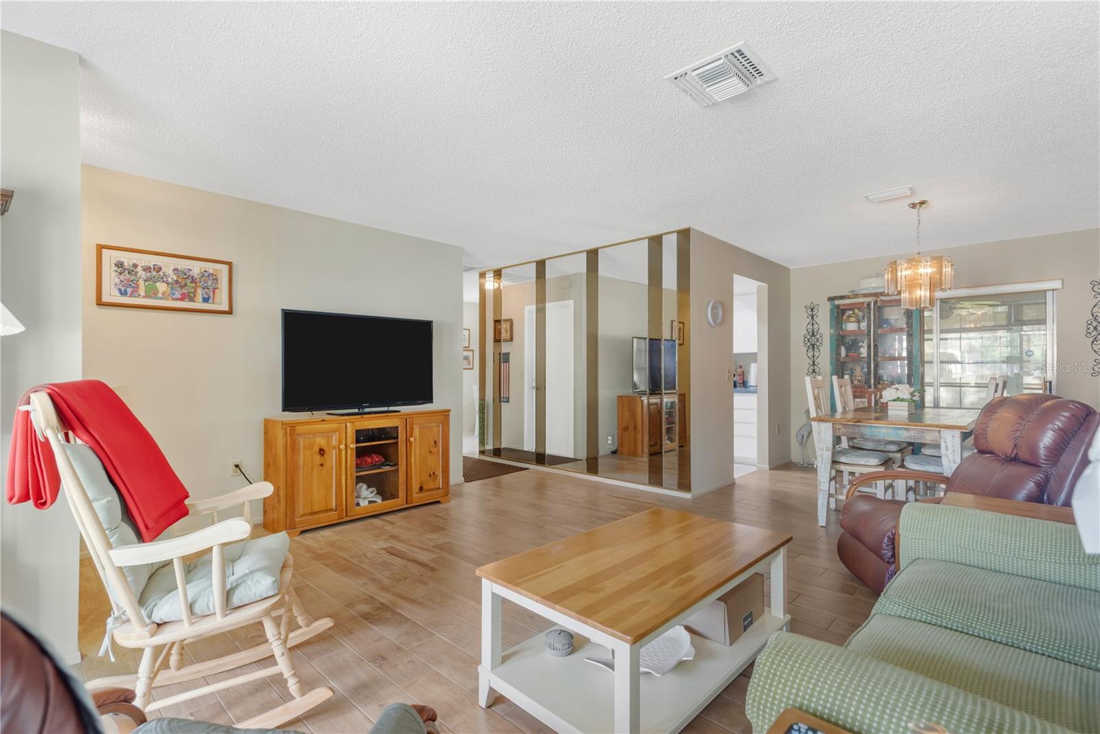 10811 PEPPERTREE LN — photo 12