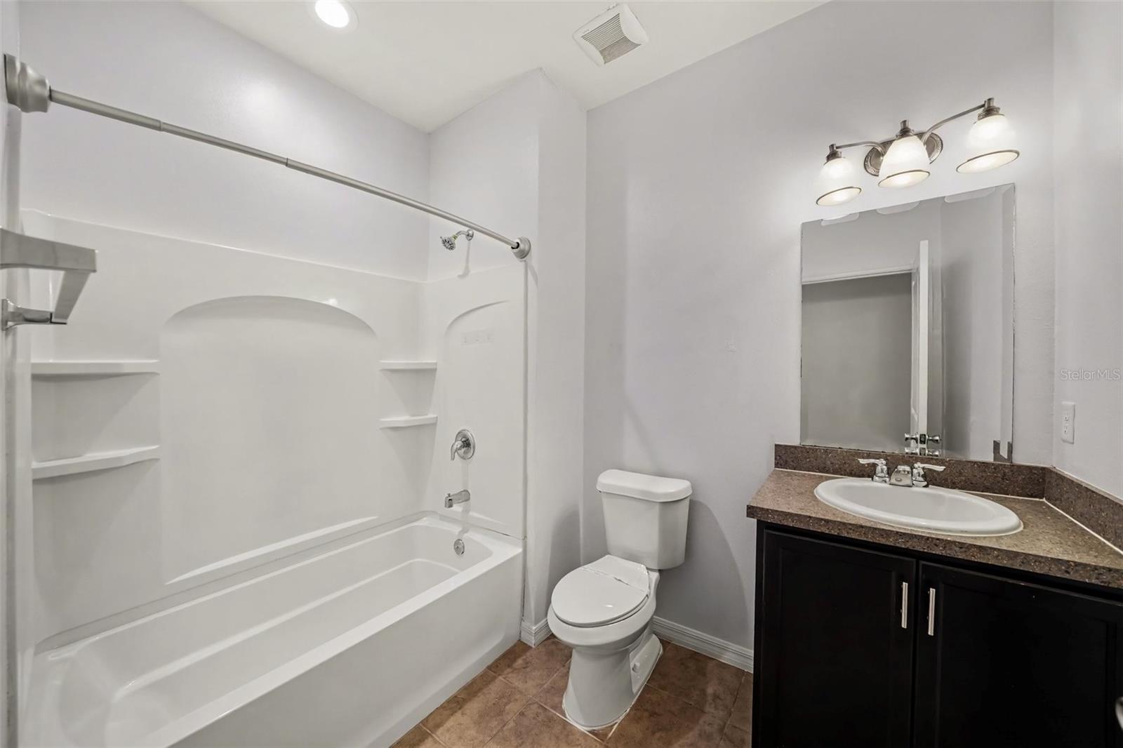 1102 CANYON OAKS DR — photo 5