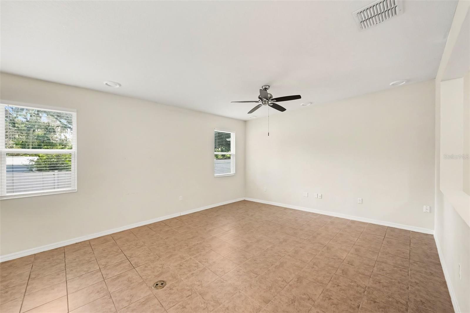1102 CANYON OAKS DR — photo 13