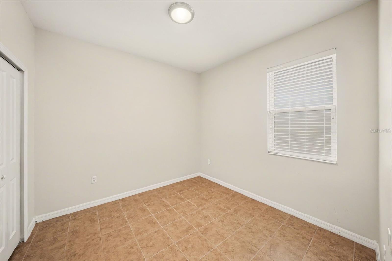 1102 CANYON OAKS DR — photo 22