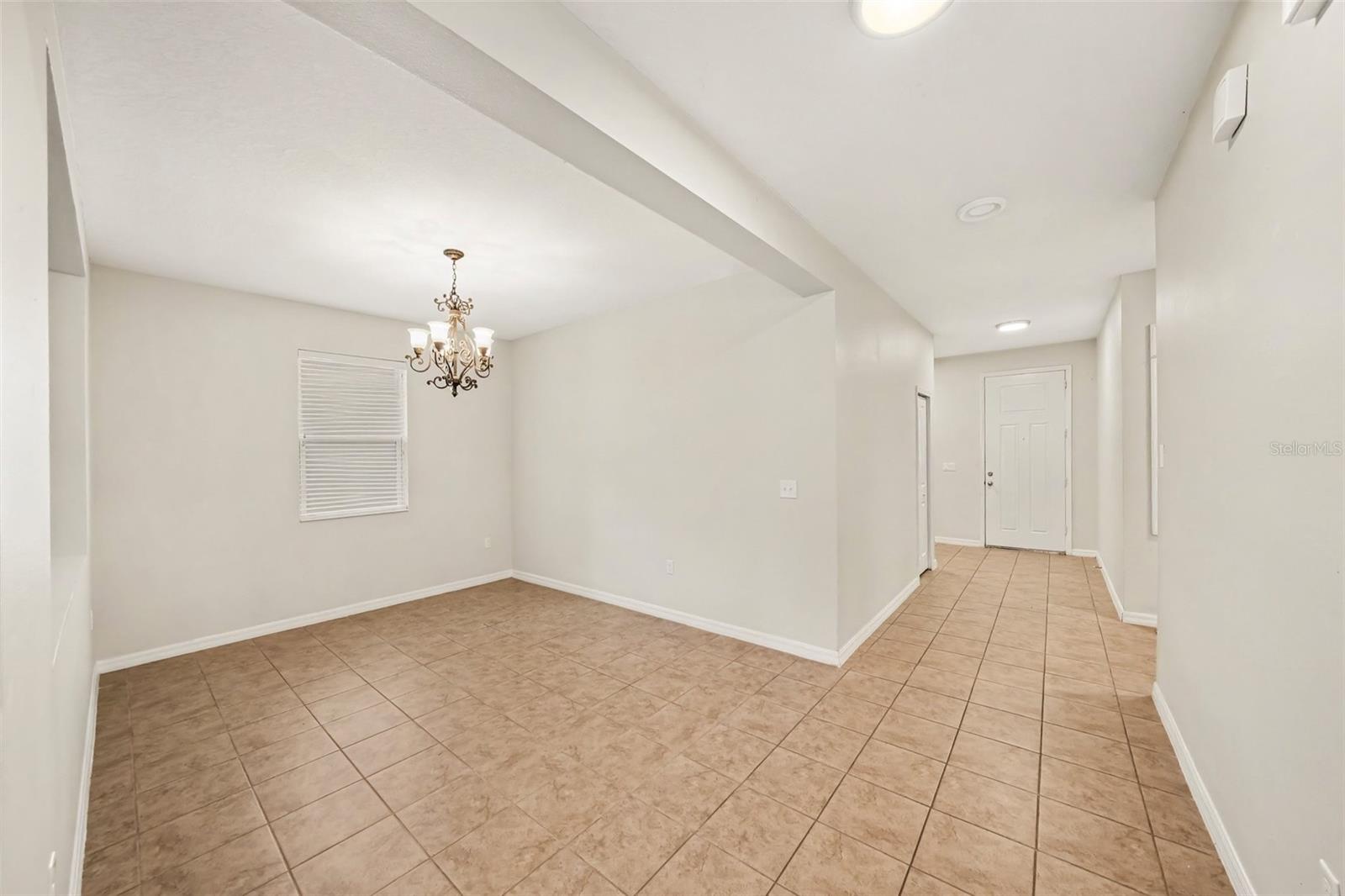 1102 CANYON OAKS DR — photo 10