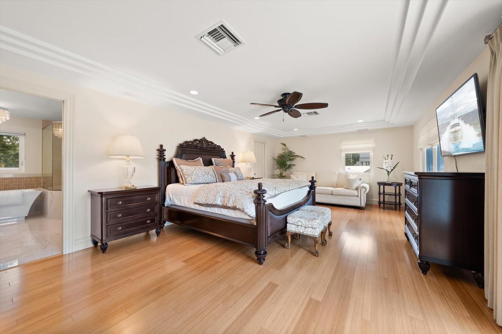 485 PARK AVE — photo 31