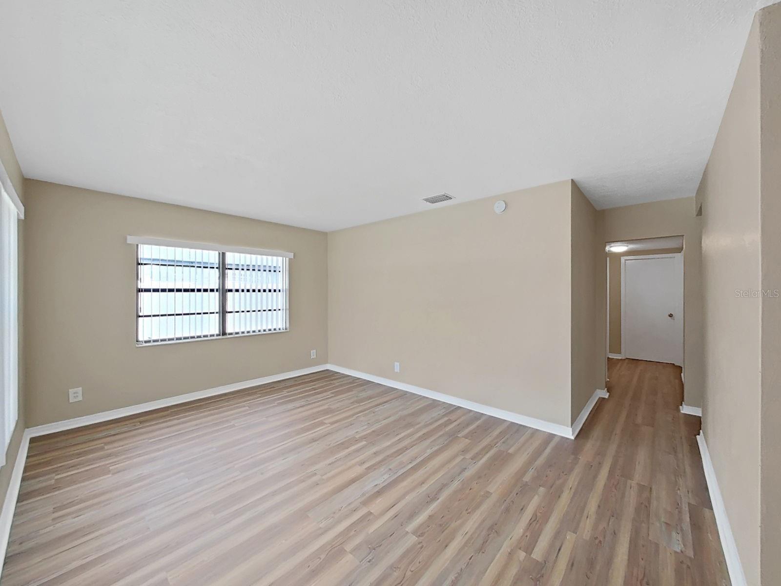 4411 BASS ST — photo 19
